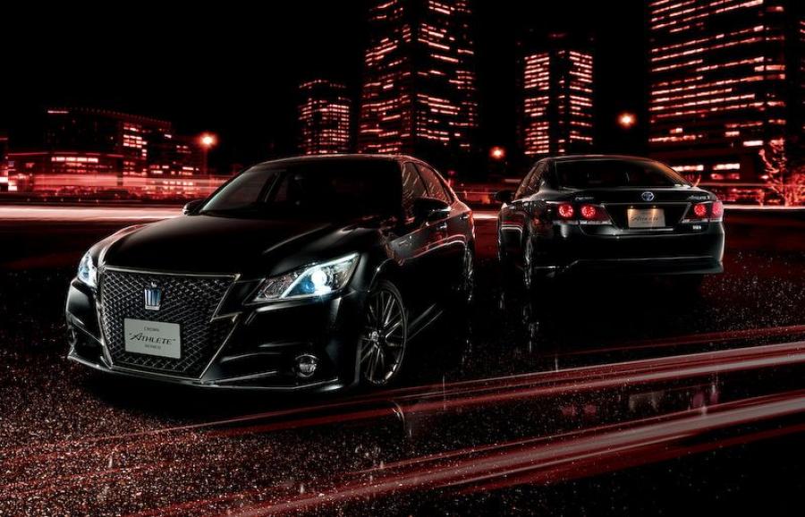 Toyota Crown Athlete S Black Style '2014
